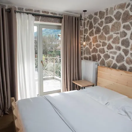 George Boutique Hotel *