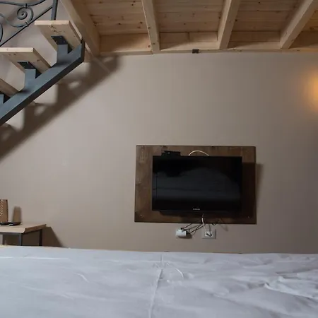 George Boutique Hotel *