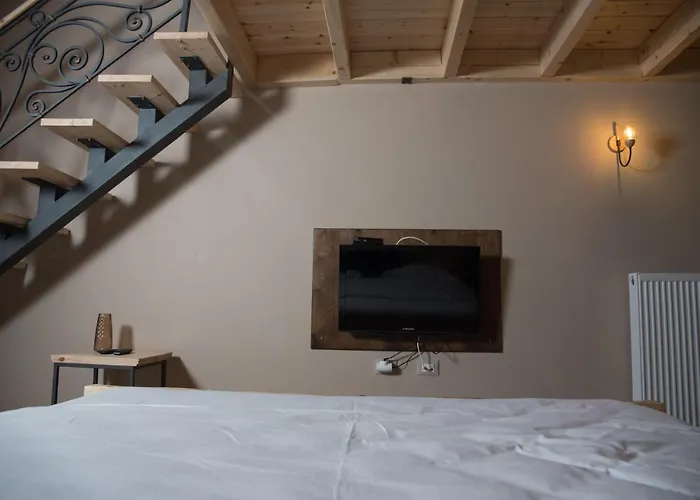 George Boutique Hotel *